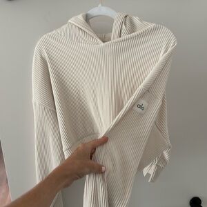 ALO cream cropped hoodie